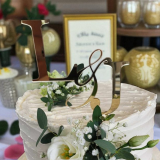Tortenstecker – Hochzeit mit Initialen golden