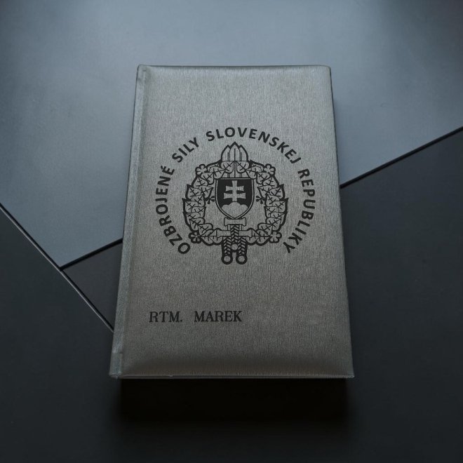 Personalisiertes Notizbuch silber