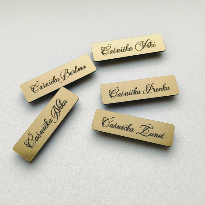 Magnetisches Mini-Namensschild für Kleidung